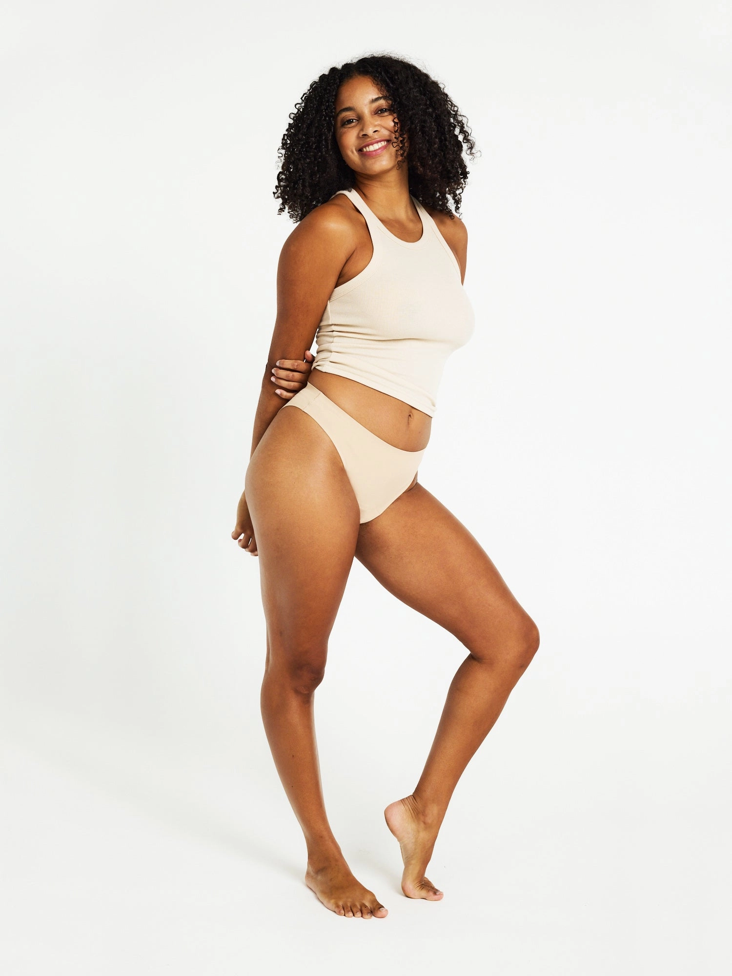 Au Naturel Seamfree Hi-Leg Cheeky Light Porcelain