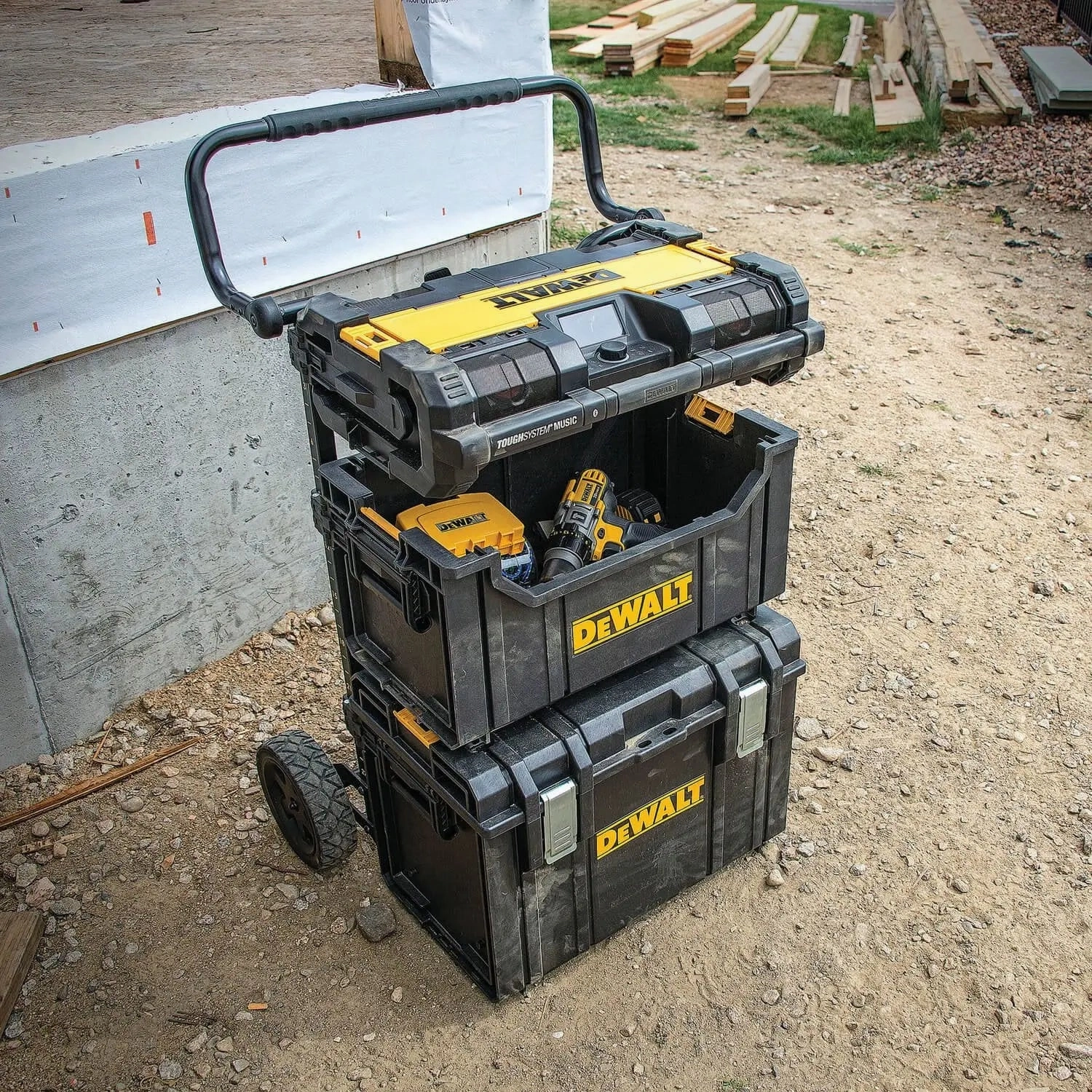 DEWALT DWST08810-Toughsystem Radio and Battery Charger, Bluetooth Music Player