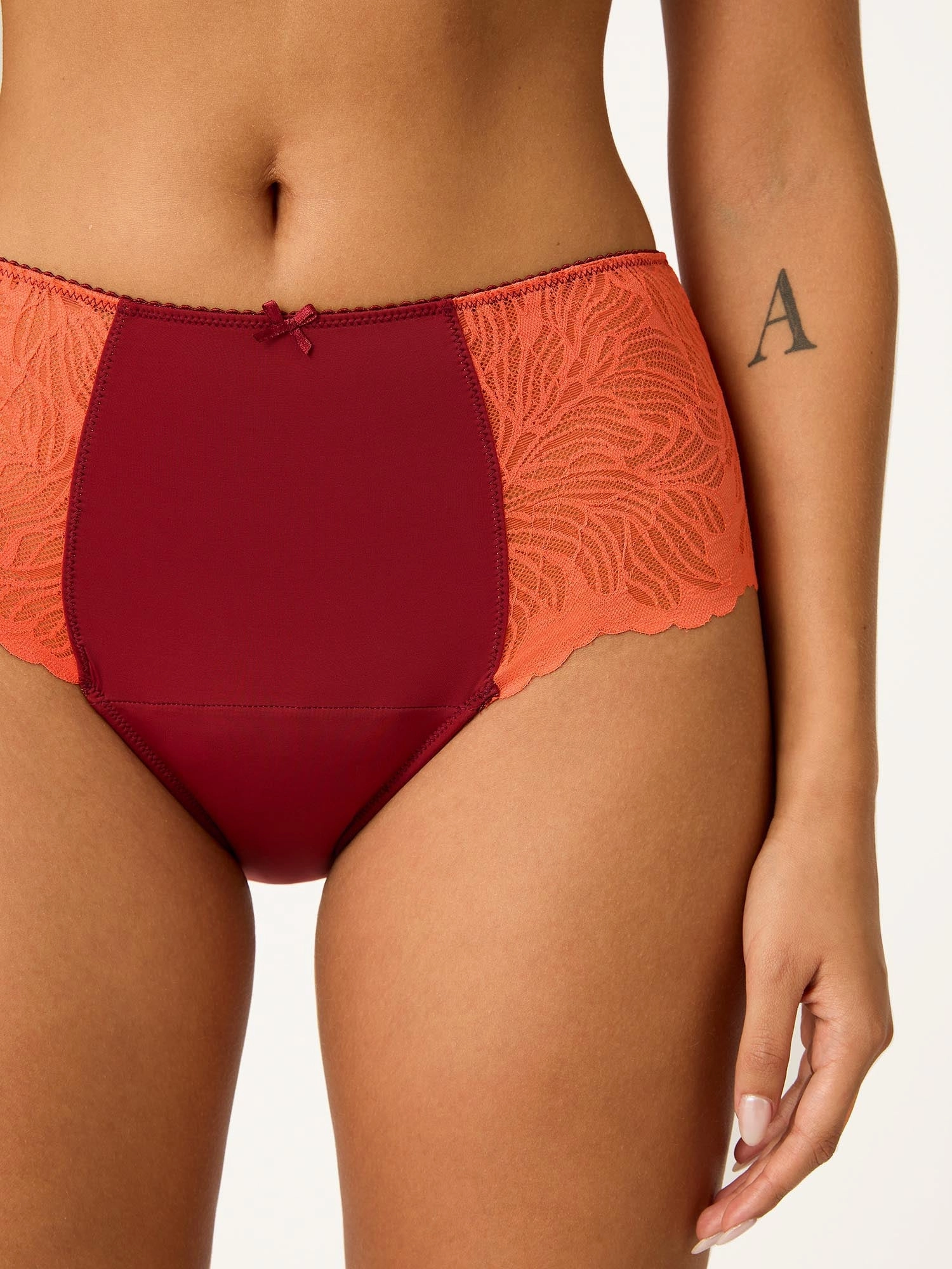 Manon Hi Waist Brief Moderate Bordeaux Red
