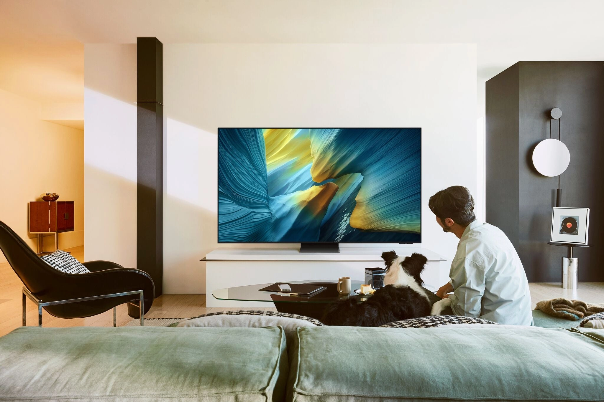 Samsung 77" 4K Smart S95F Tizen OLED TV - QN77S95FAFXZC